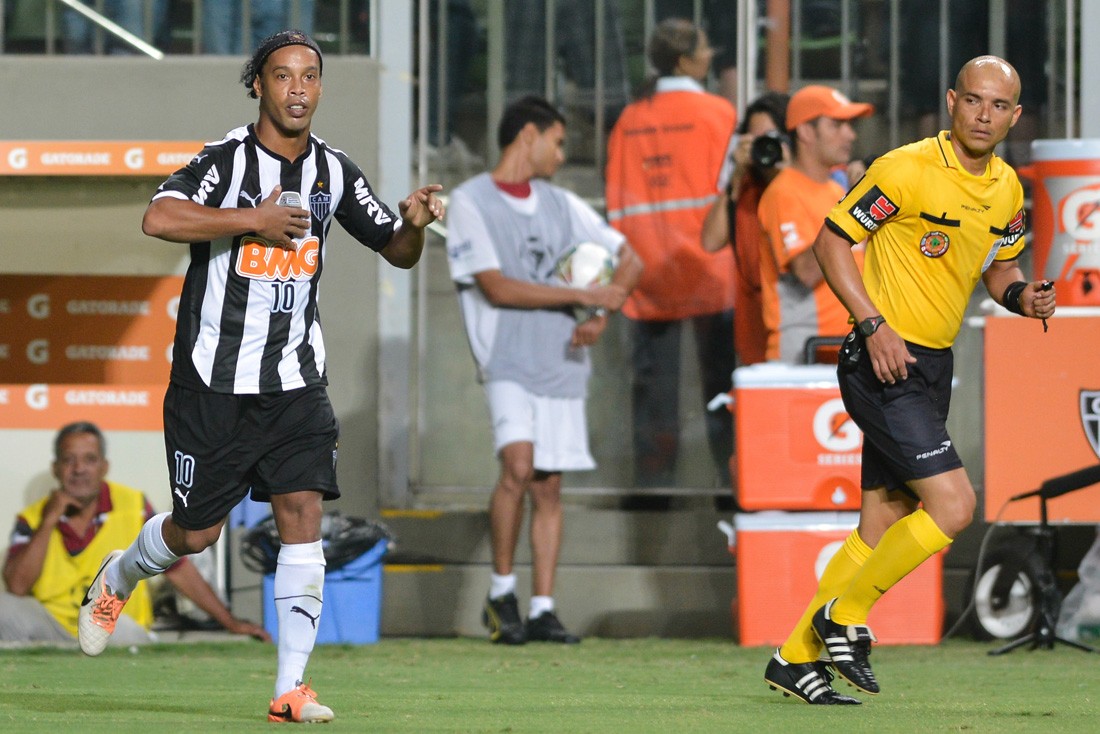 桑普多里亚表现不俗,巴黎球队逐渐被打压的简单介绍 桑普多里亚表现不俗,巴黎球队逐渐被打压的简单介绍