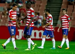 格拉纳达战胜强敌,全队欢呼胜利的简单介绍 格拉纳达战胜强敌,全队欢呼胜利的简单介绍