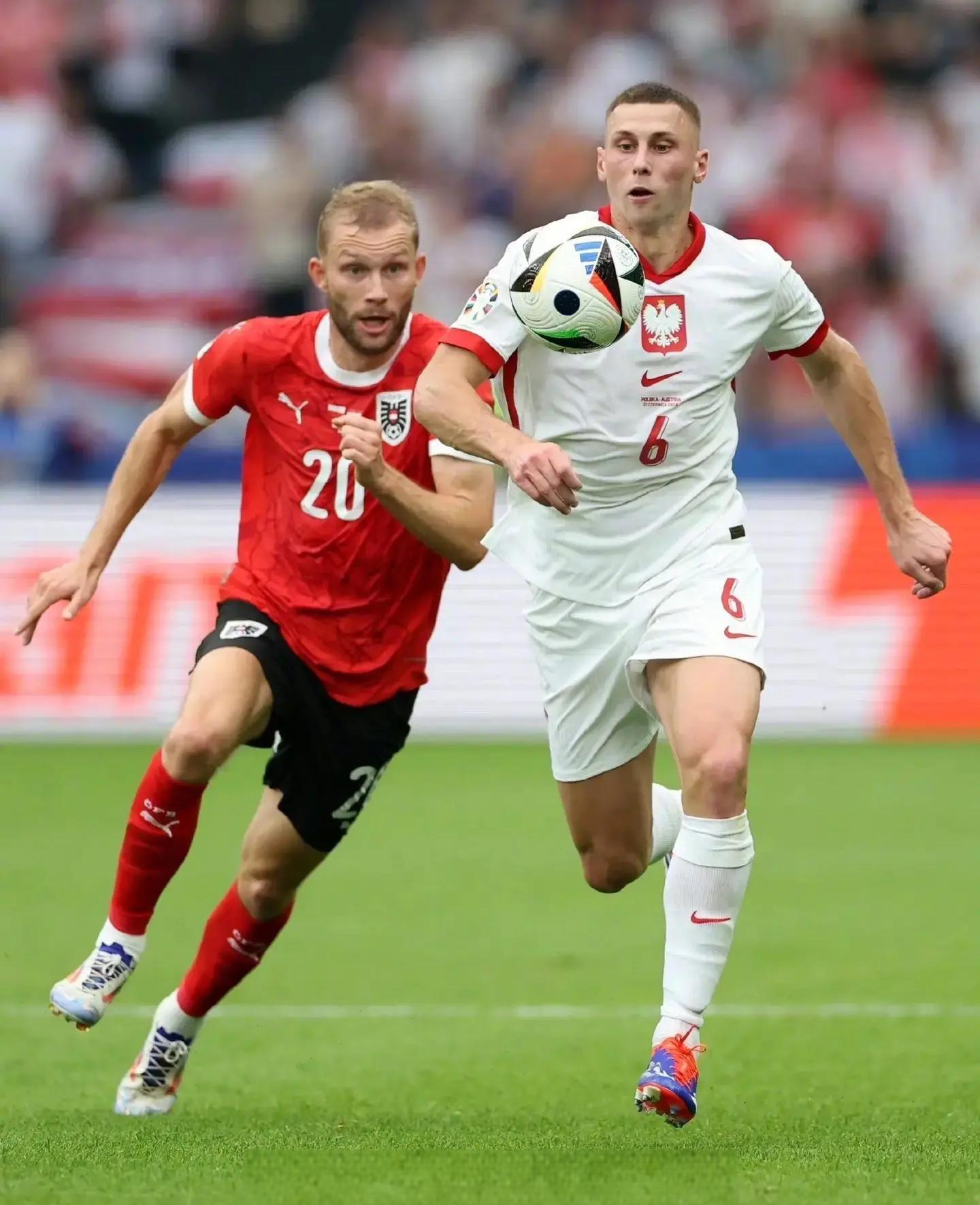 关于荷兰-轻取奥地利，欧洲杯小组赛保持全胜的信息