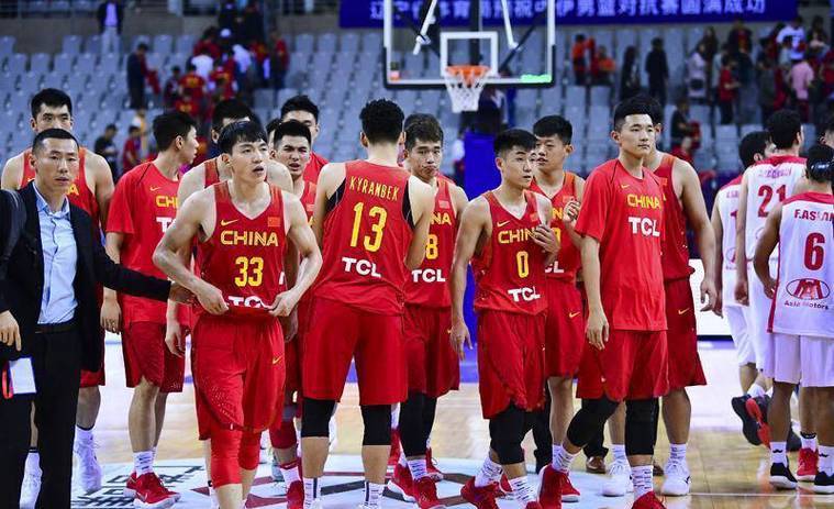 青海男篮战术调整灵活，灵活应对对手策略全面(青海篮球队员名单)