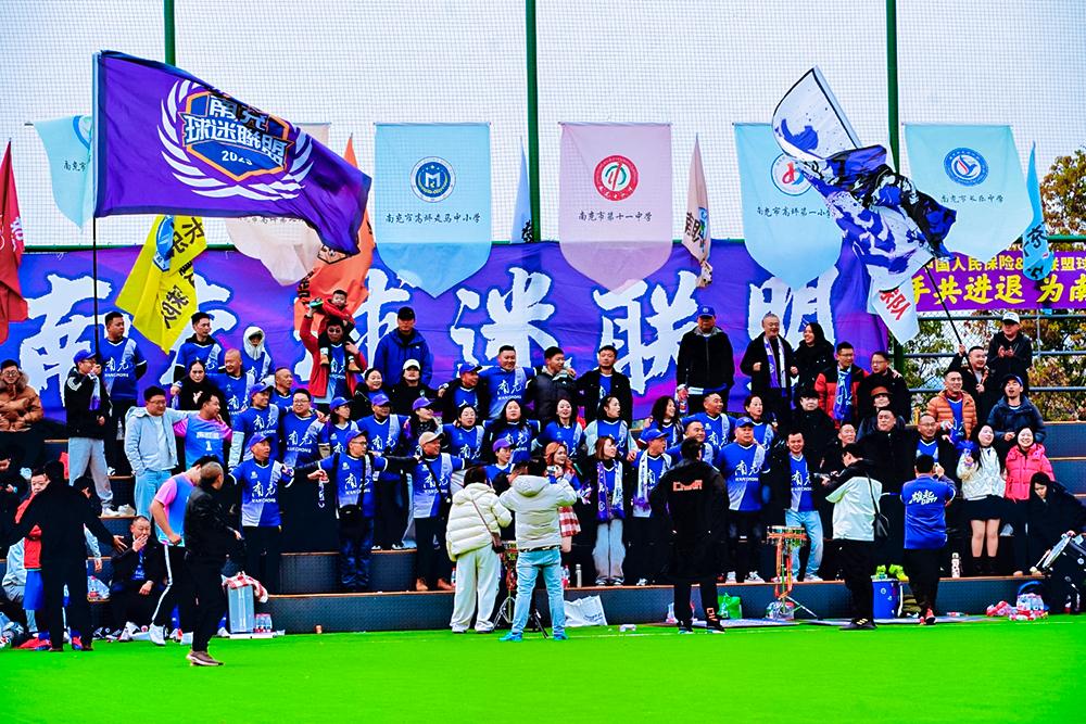 球迷对比赛再次燃动热情(球迷对国足附加赛的热情与期待) 球迷对比赛再次燃动热情(球迷对国足附加赛的热情与期待)