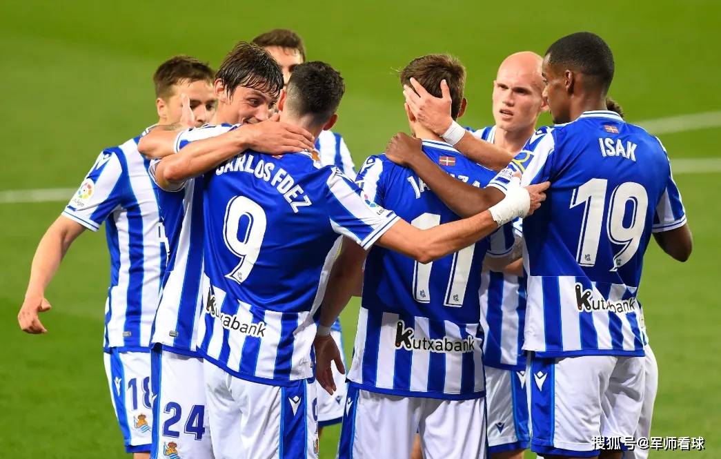 克罗地亚球队签下比利亚雷尔中场(克罗地亚比捷克比分预测)