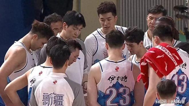 包含新疆男篮胜出,彰显团队实力与默契般配的词条 包含新疆男篮胜出,彰显团队实力与默契般配的词条